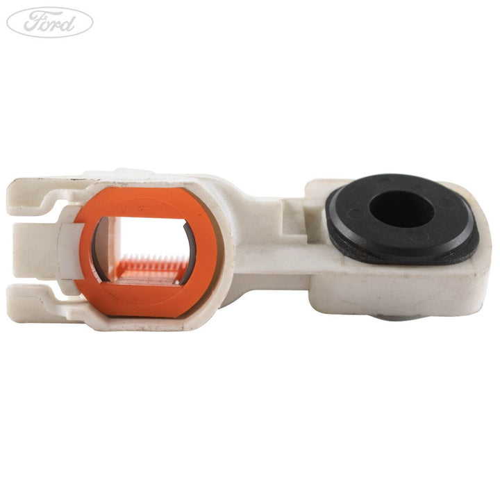 MANUAL TRANSMISSION GEAR CABLE COLLET