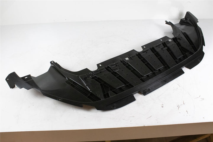 FOCUS RS FRONT BUMPER UNDERTRAY STONE DEFLECTOR 2016-
