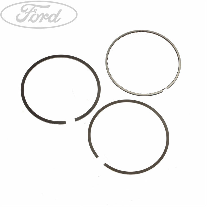 ENGINE PISTON RING KIT