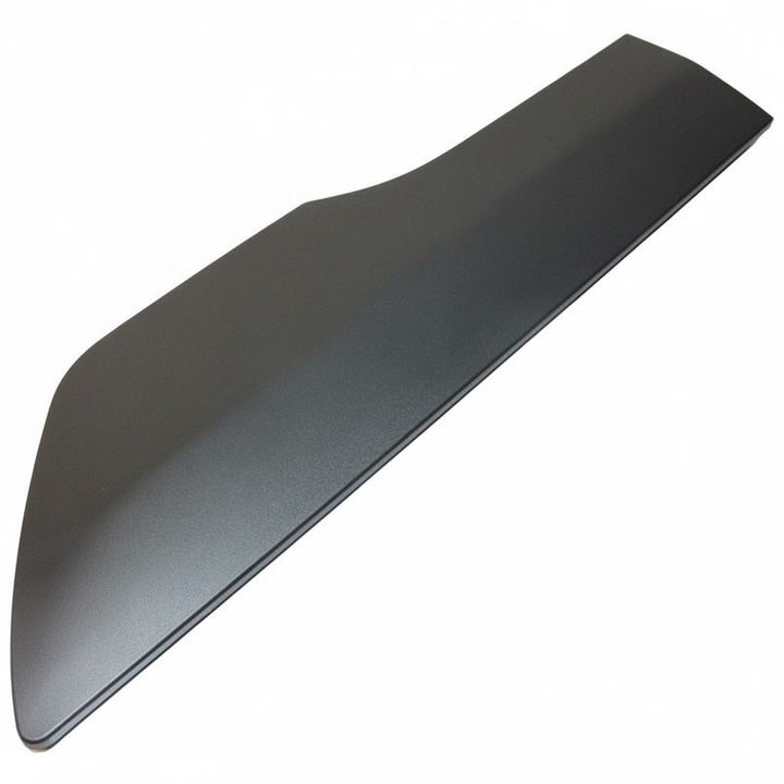 REAR QUARTER OUTER MOULDING