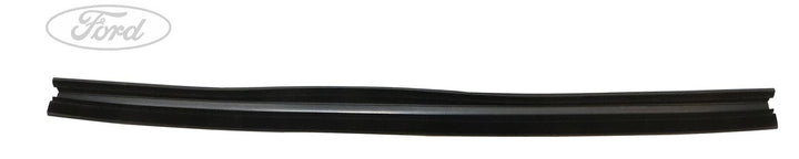 COURIER FRONT O/S DOOR WINDOW GLASS FRONT RUNNER SEAL 2014-