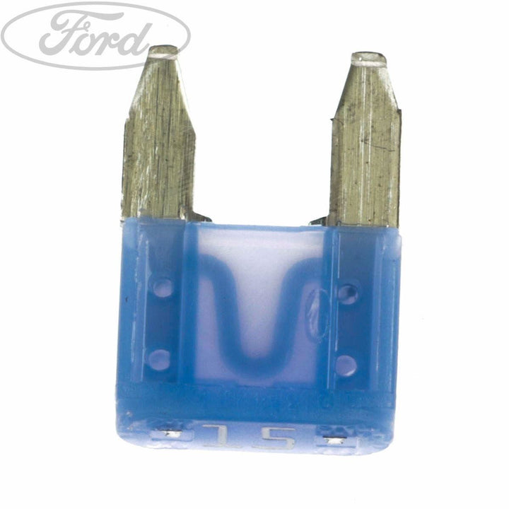 CIRCUIT BREAKER 15 AMP 32 VOLT BLADE TYPE BLUE MINIFUSE