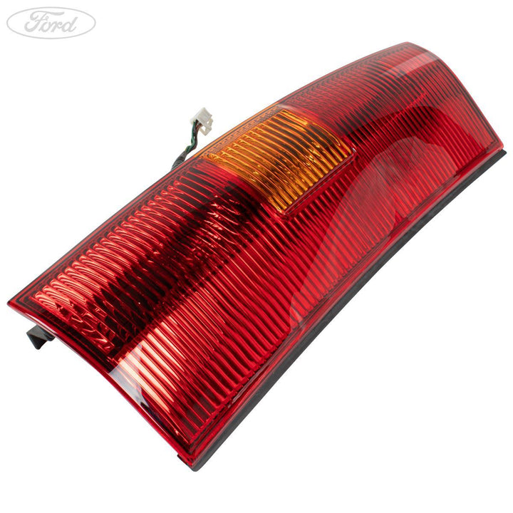 EVEREST O/S REAR LIGHT LAMP LIGHT WITH INDICATOR 03-07
