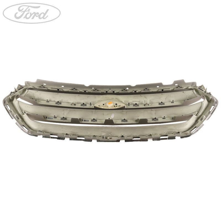 KUGA FRONT UPPER RADIATOR GRILLE PAINTED SILVER 2016-