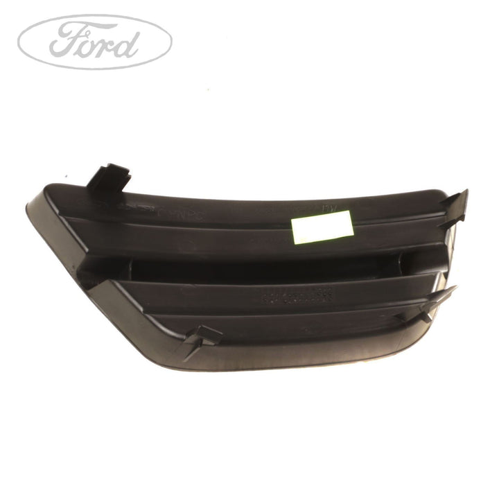 FOCUS FRONT O/S BUMPER GRILLE BLACK