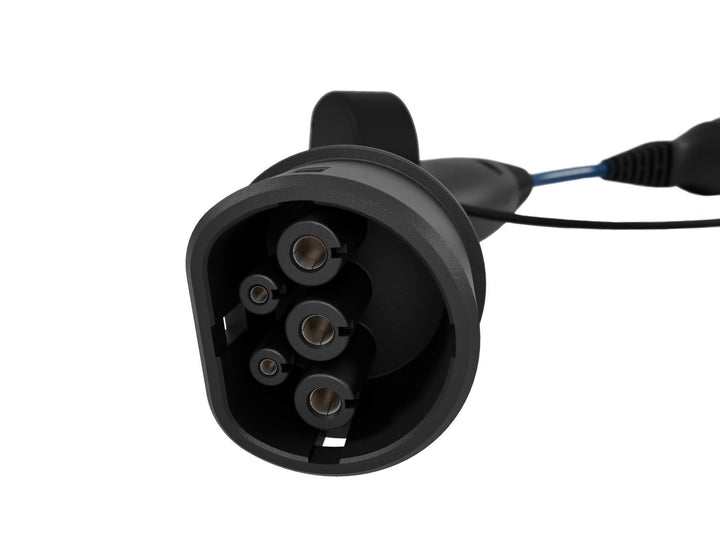 ALL-ELECTRIC CAPRI®/ALL-ELECTRIC EXPLORER® V2L ADAPTOR FOR UNITED KINGDOM AND IRELAND