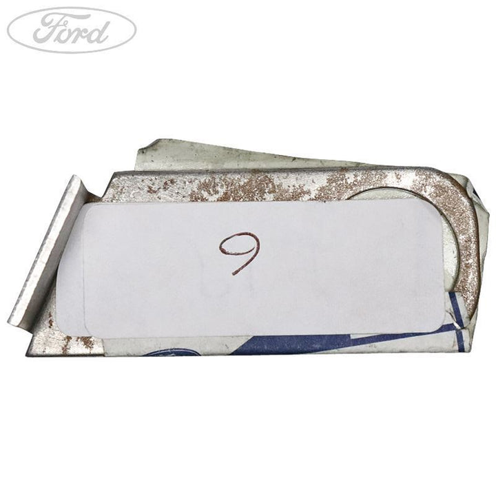 TRANSIT CONNECT FLOOR FUEL PIPE SUPPORT BRACKET 05/2002