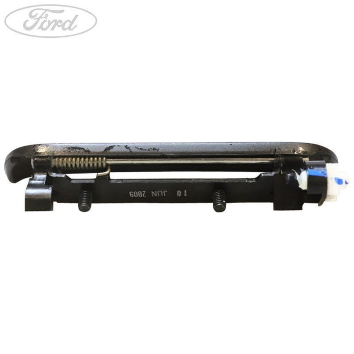 OUTER DOOR HANDLE