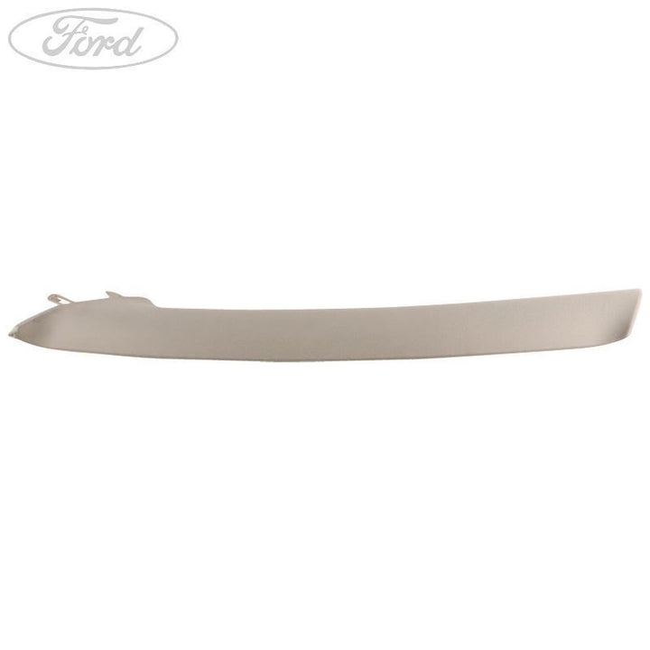 WINDSHIELD MOULDING