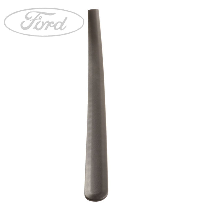 FIESTA FUSION FRONT O/S DOOR OUTER BODY MOULDING 02-05
