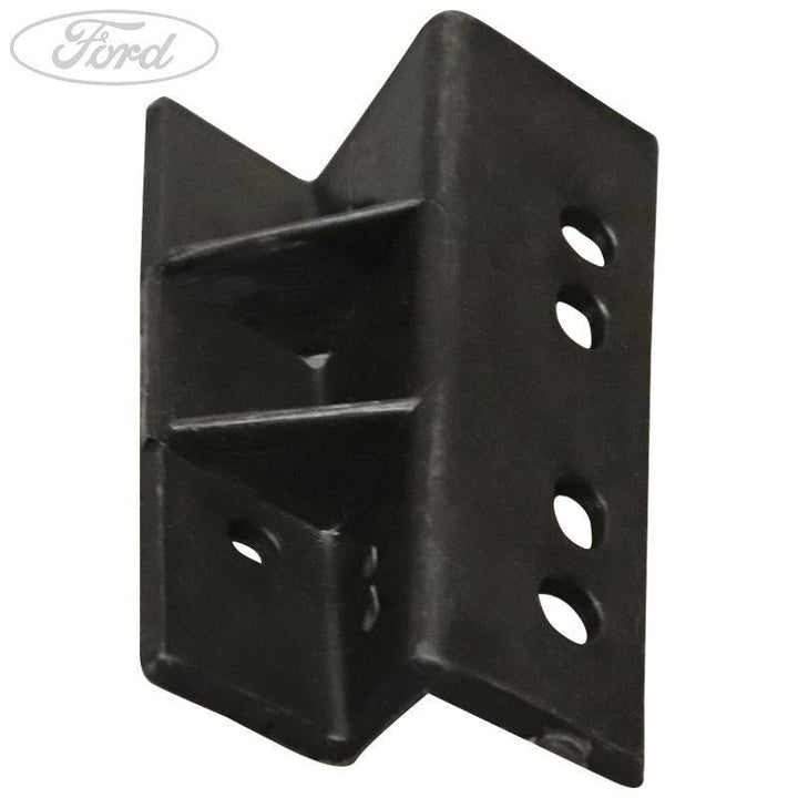 FOCUS ST REAR O/S BUMPER MOUNTING BRACKET 2007-2011