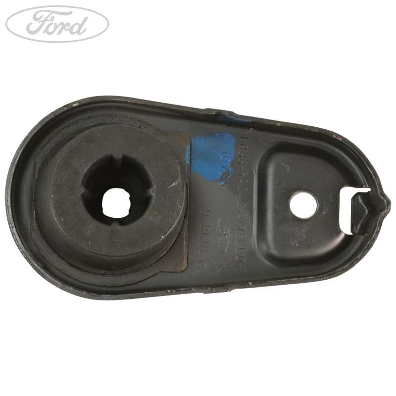 Ford MUSTANG 5.0 SEFI EXHAUST RUBBER HANGING BRACKET 2015- - 5310879